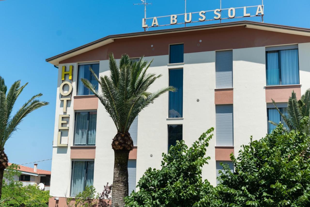 Hotel La Bussola Ortona Exterior photo